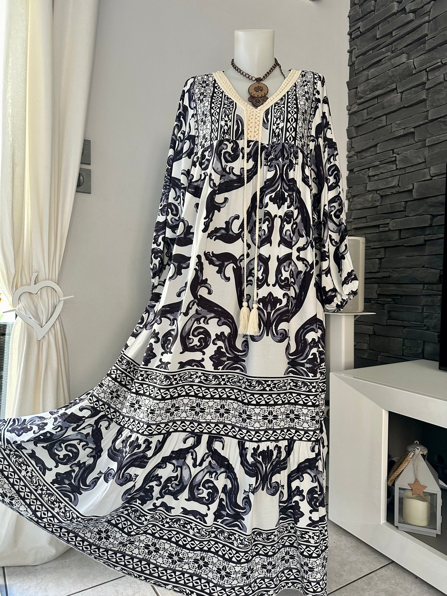 Robe Silas noire (taille 48 à 56)