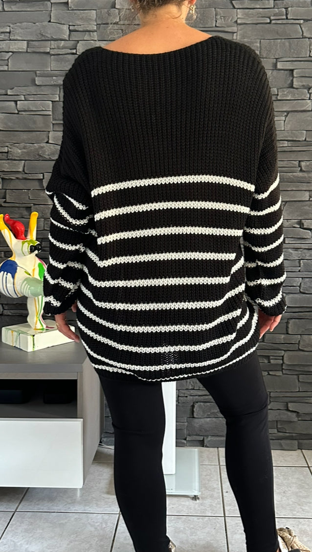 Pull Ginette noir (taille unique jusqu'au 50)