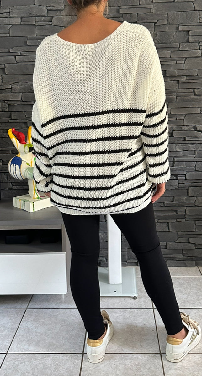 Pull Ginette blanc (taille unique jusqu'au 50)