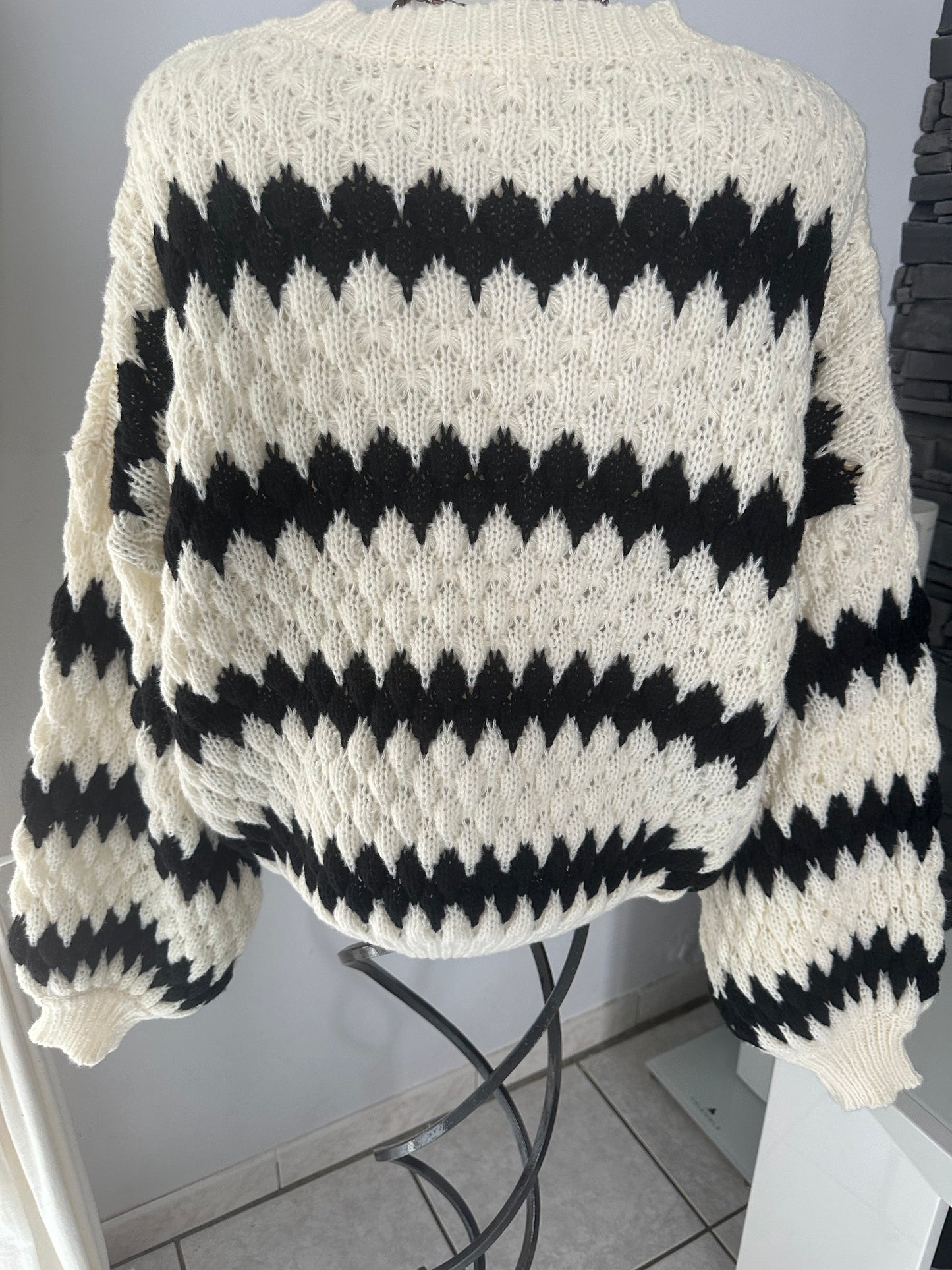 Pull Maya blanc (taille unique jusqu'au 46/48)