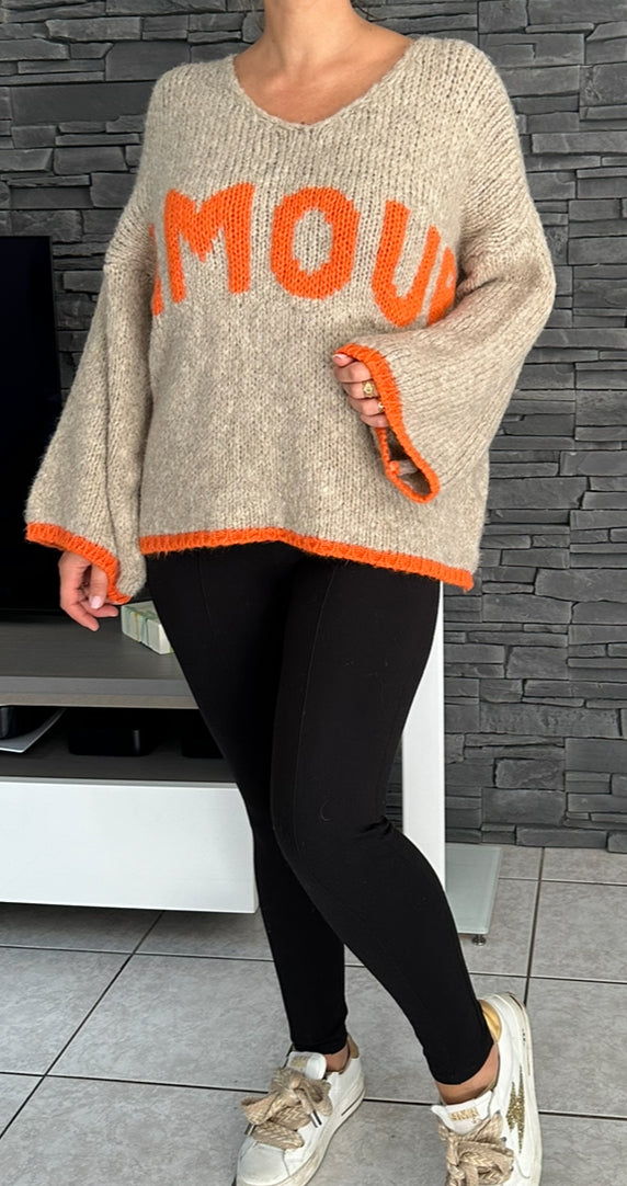 Pull Amour (taille unique jusqu'au 48)