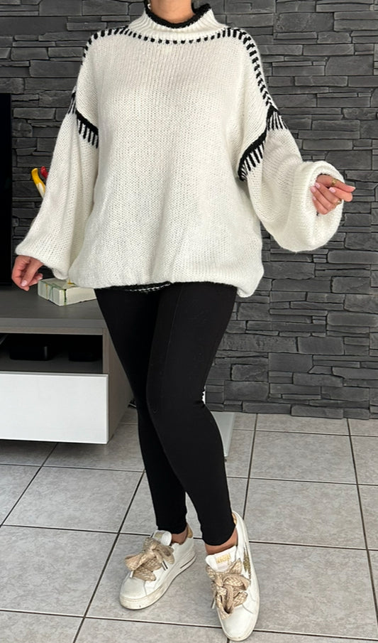 Pull Lotus blanc/noir (taille unique jusqu'au 48)