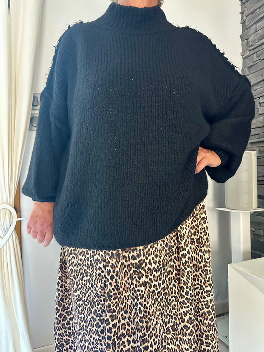 Pull Loulou noir (taille unique jusqu'au 52)